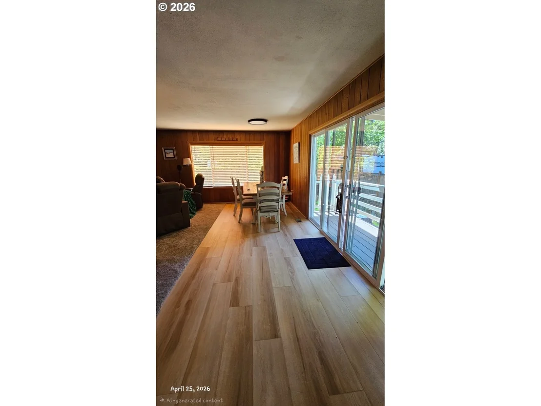 Photo of 488 WALNUT LN
