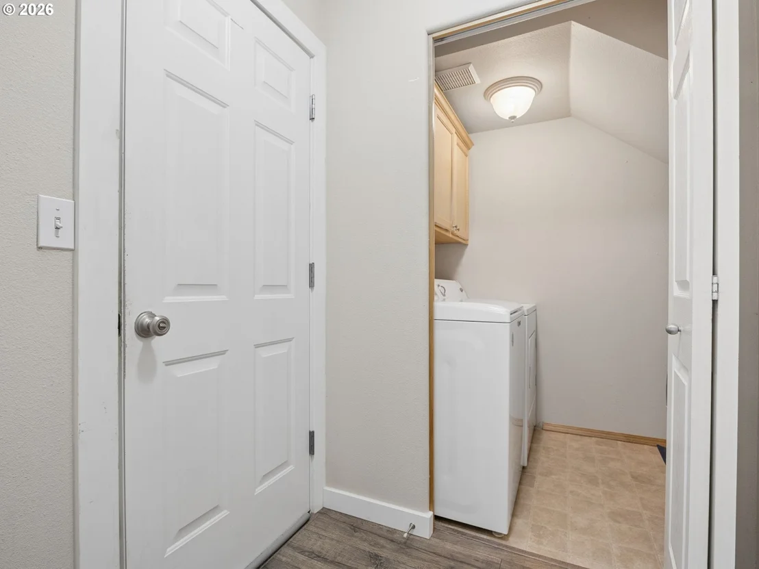 Photo of 644 SE MYRTLEWOOD PL