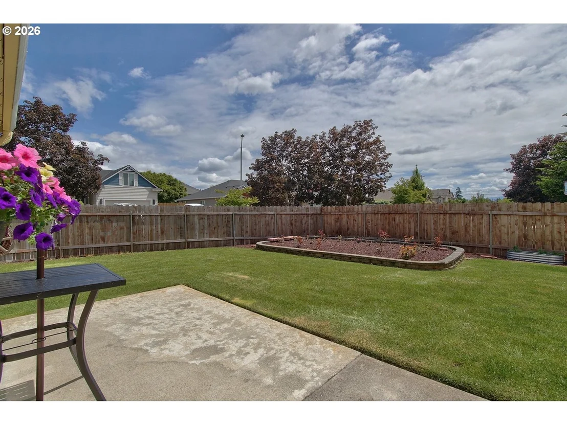Photo of 19196 WINDMILL DR