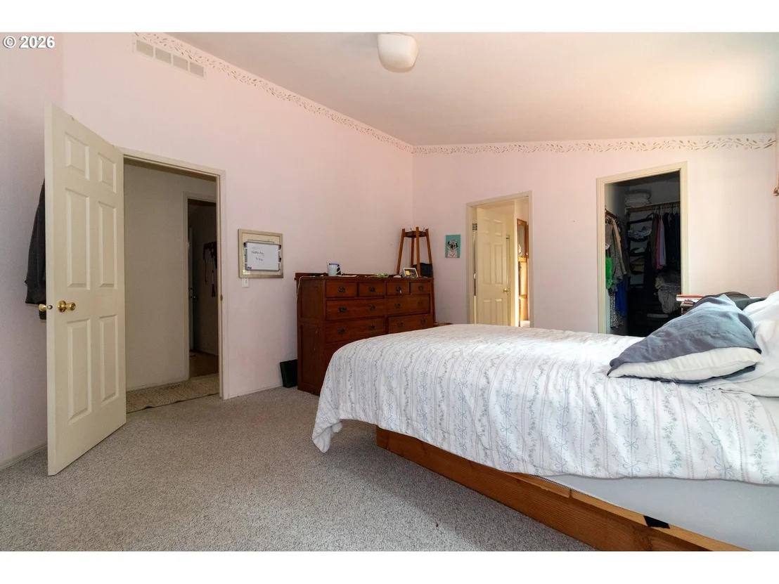 Photo of 4792 RHODODENDRON LOOP