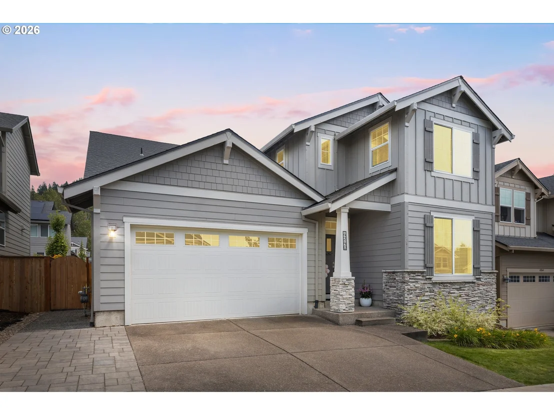 Photo of 4240 SW MAWRCREST AVE