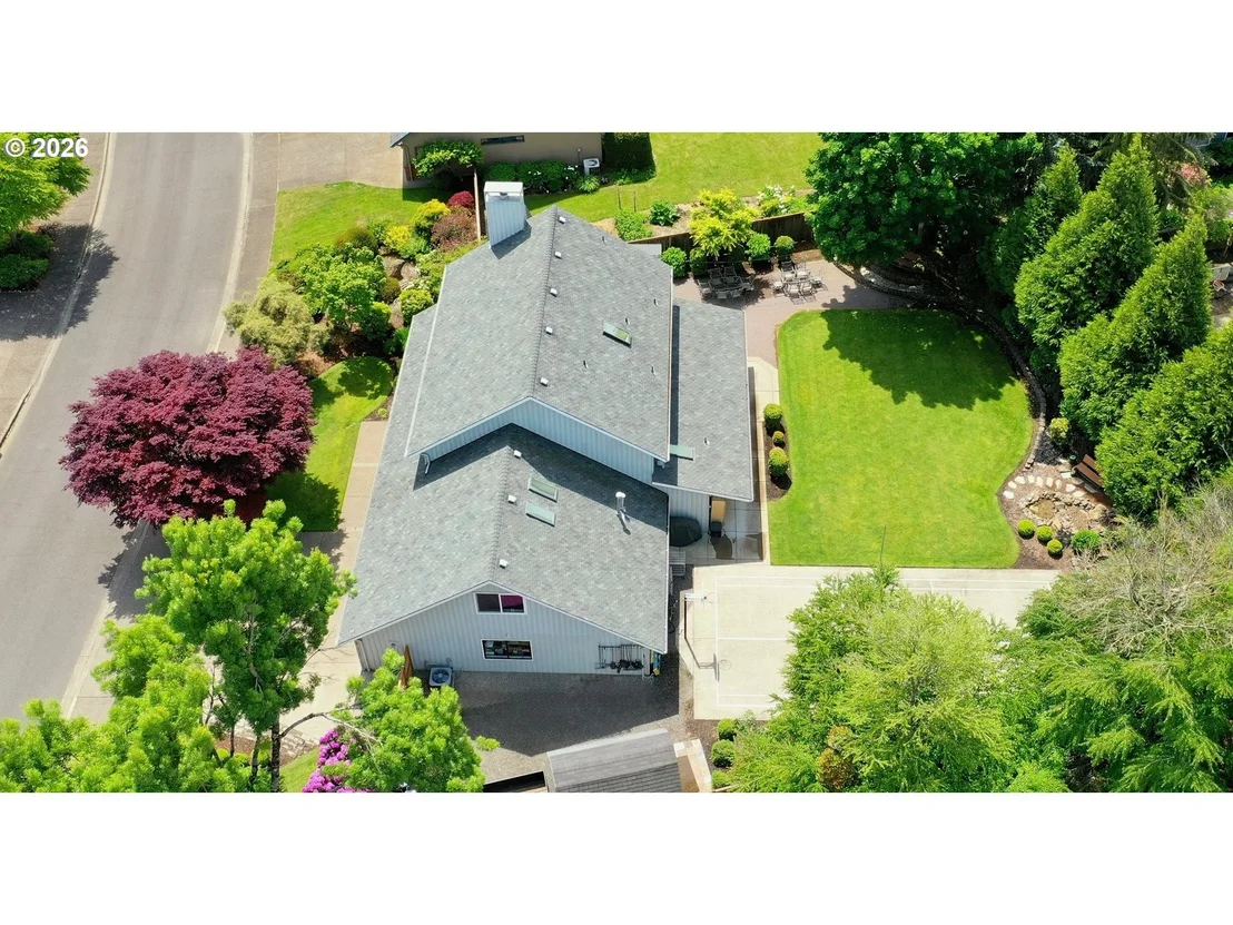 Photo of 1364 VICTORIAN WAY