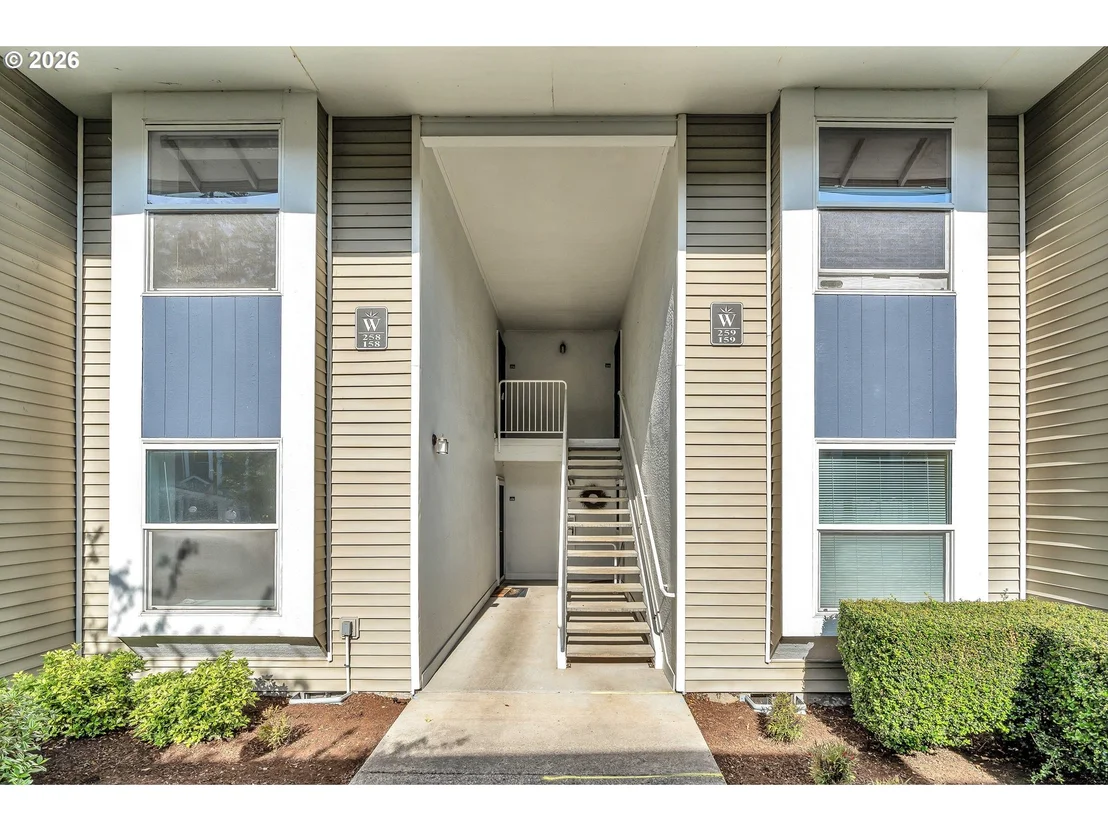 Photo of Unit 158 at 4614 W POWELL BLVD