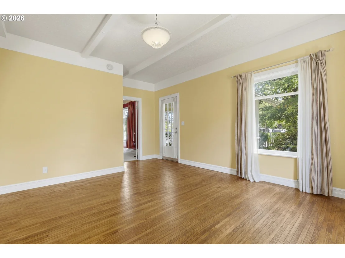 Photo of 1241 DIVISION ST