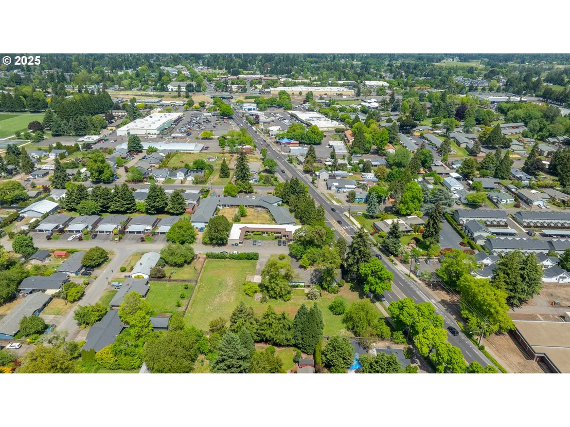 Photo of River RD