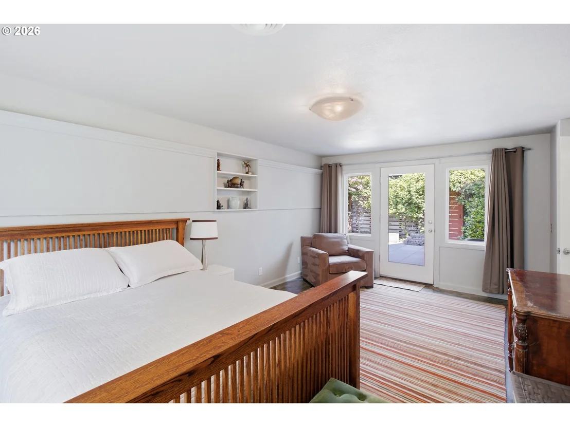 Photo of 60 W 22ND AVE