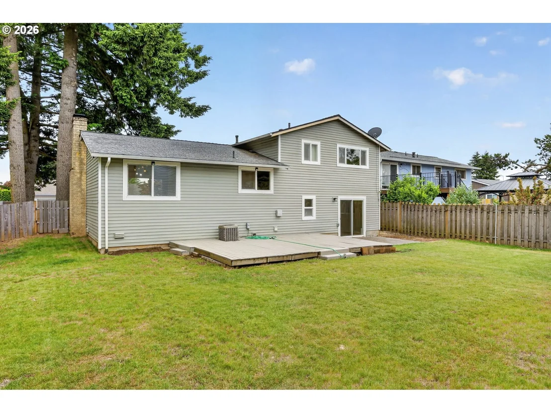 Photo of 1207 SE 217TH AVE