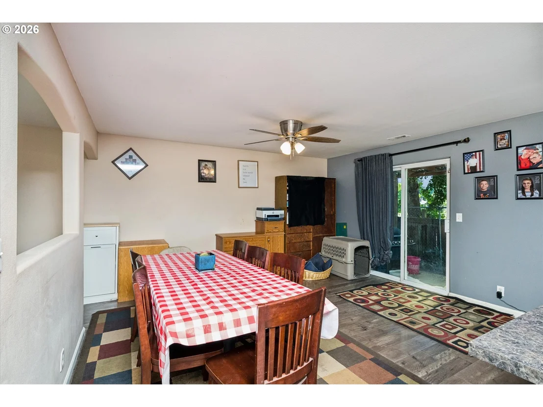 Photo of 995 KINTZLEY AVE