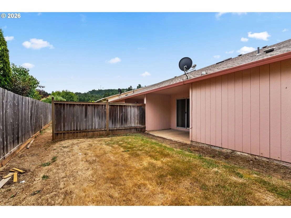 Photo of 630 BENJAMIN AVE