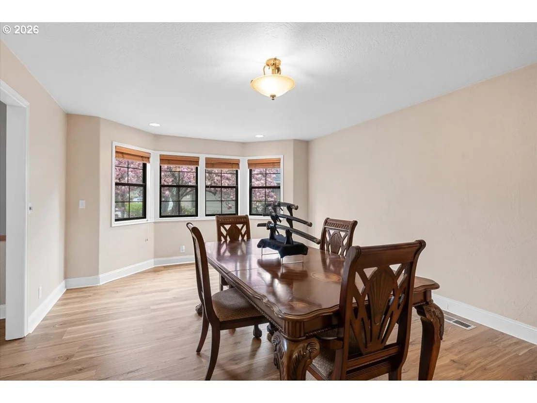 Photo of 113 WALNUT DR