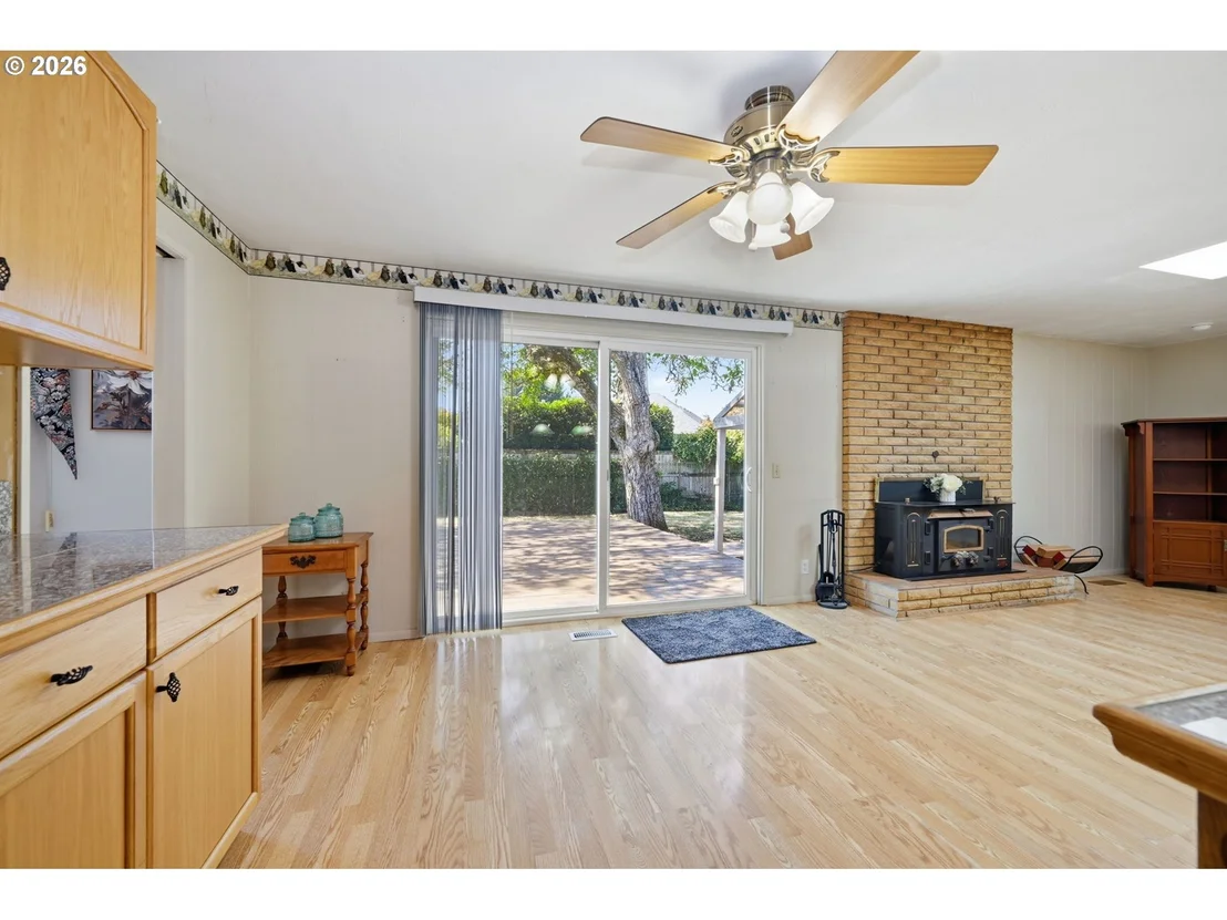 Photo of 4700 THUNDERBIRD ST