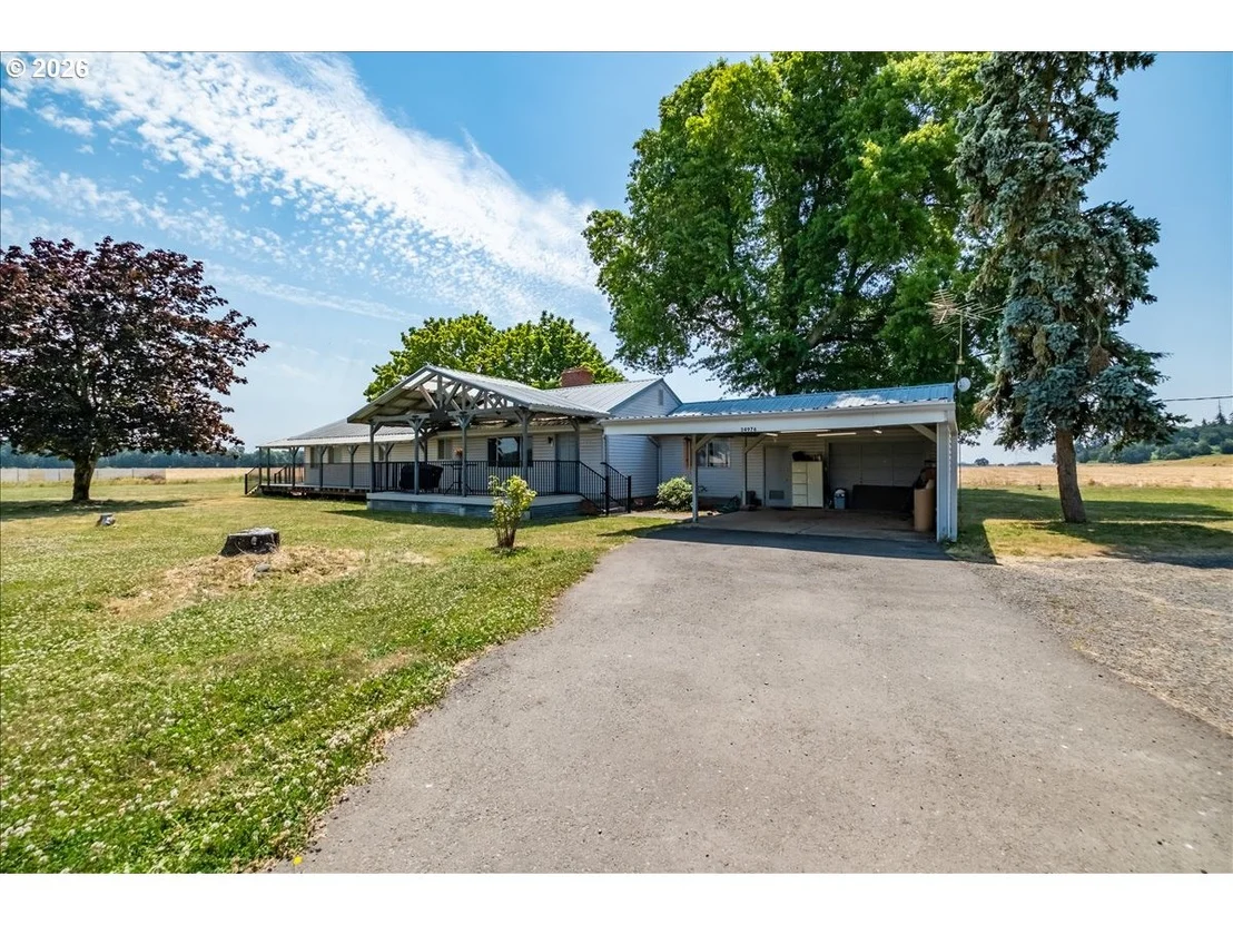 Photo of 34976 KAMPH DR