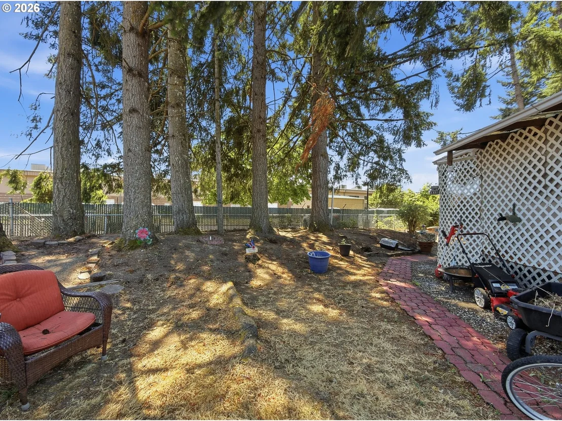 Photo of Unit 39 at 2145 31ST ST