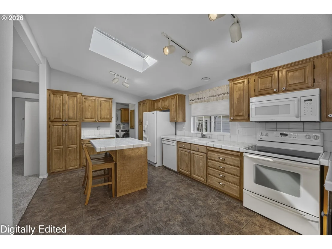 Photo of 618 38TH PL
