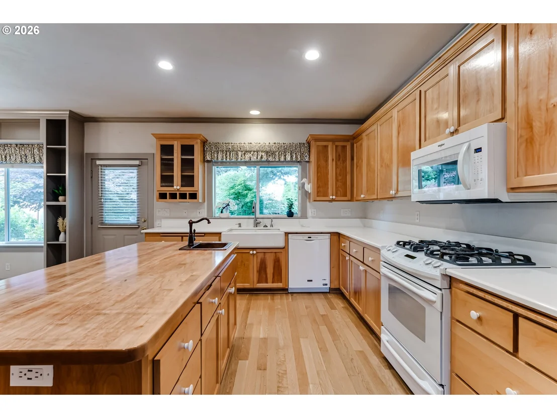 Photo of 1101 DELROSE CT