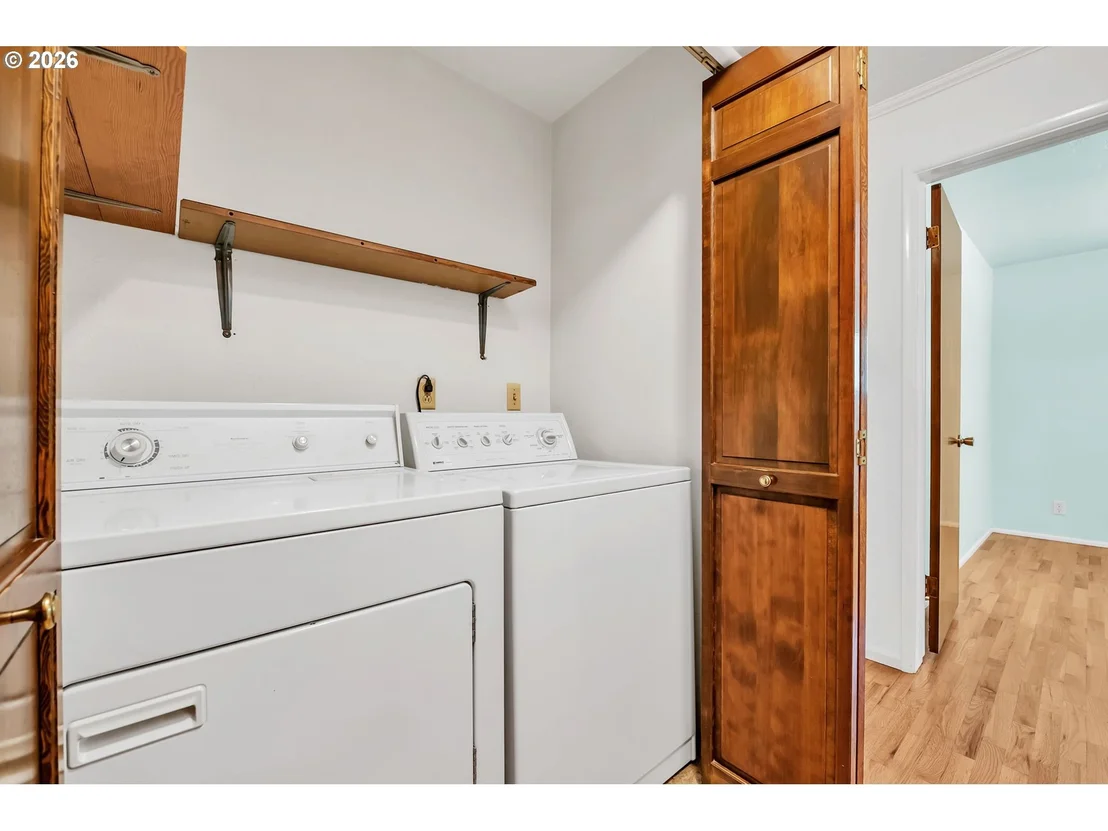 Photo of 681 HATTON AVE