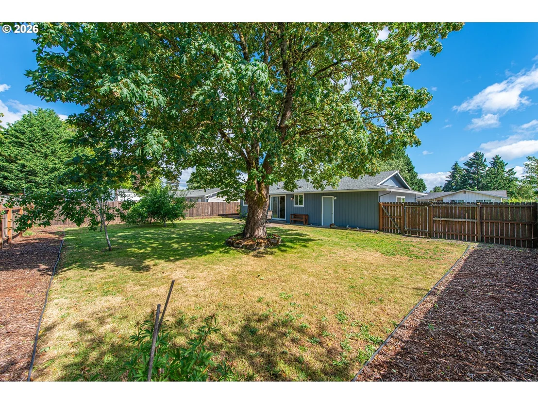 Photo of 5621 CODY AVE