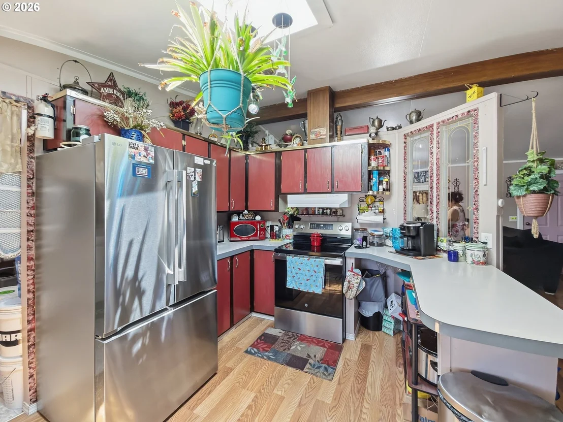 Photo of Unit 39 at 2145 31ST ST
