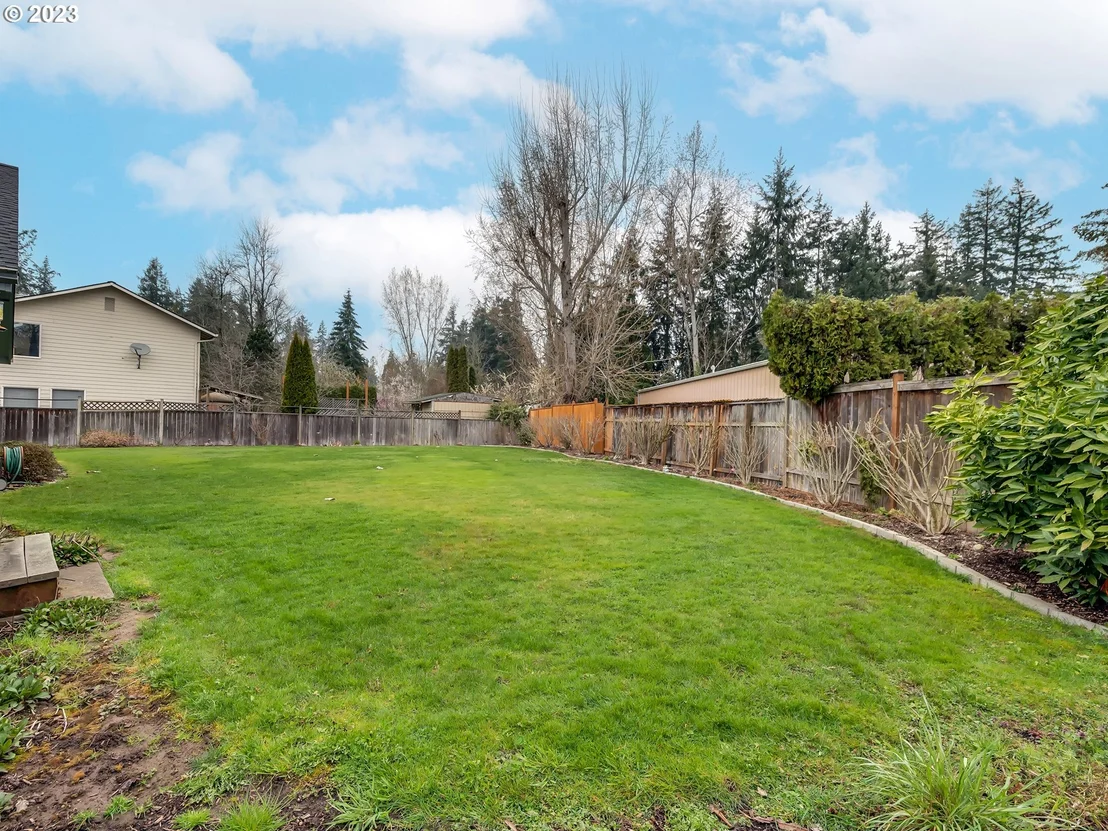 Photo of 51 SILVER OAK DR