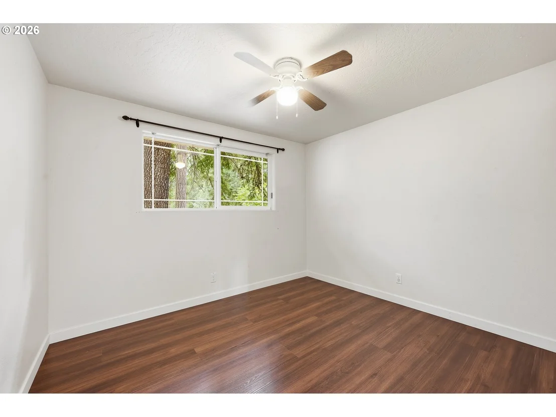 Photo of 30 COACHMAN DR