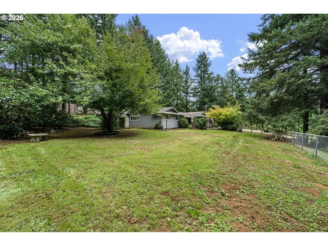 Photo of 39066 CARR TRAIL RD