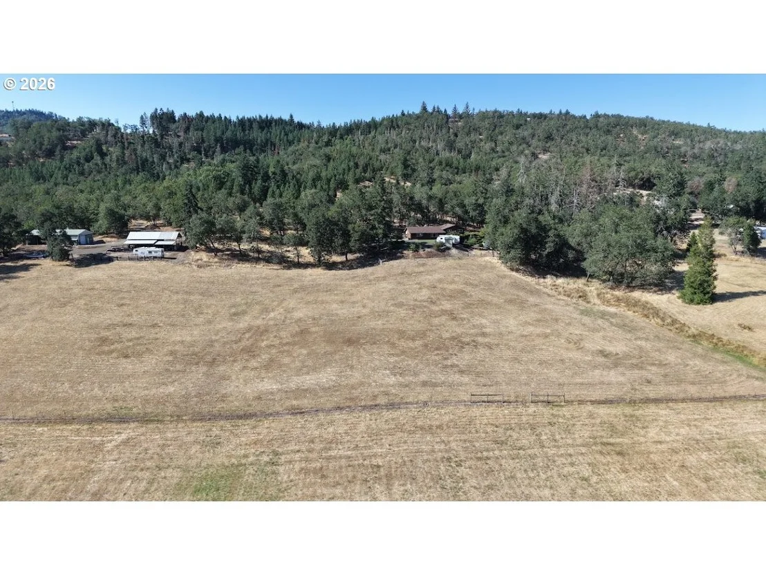 Photo of 801 COLONIAL RD