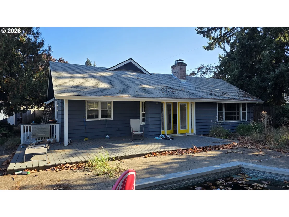 Photo of 551 SHIRE CT