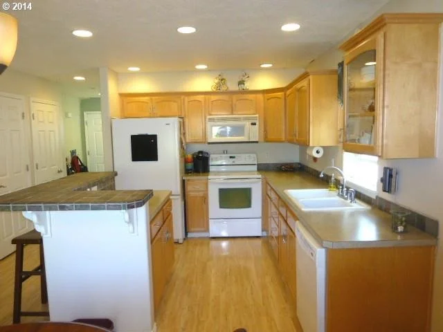 Photo of 19402 AVERILL PKWY