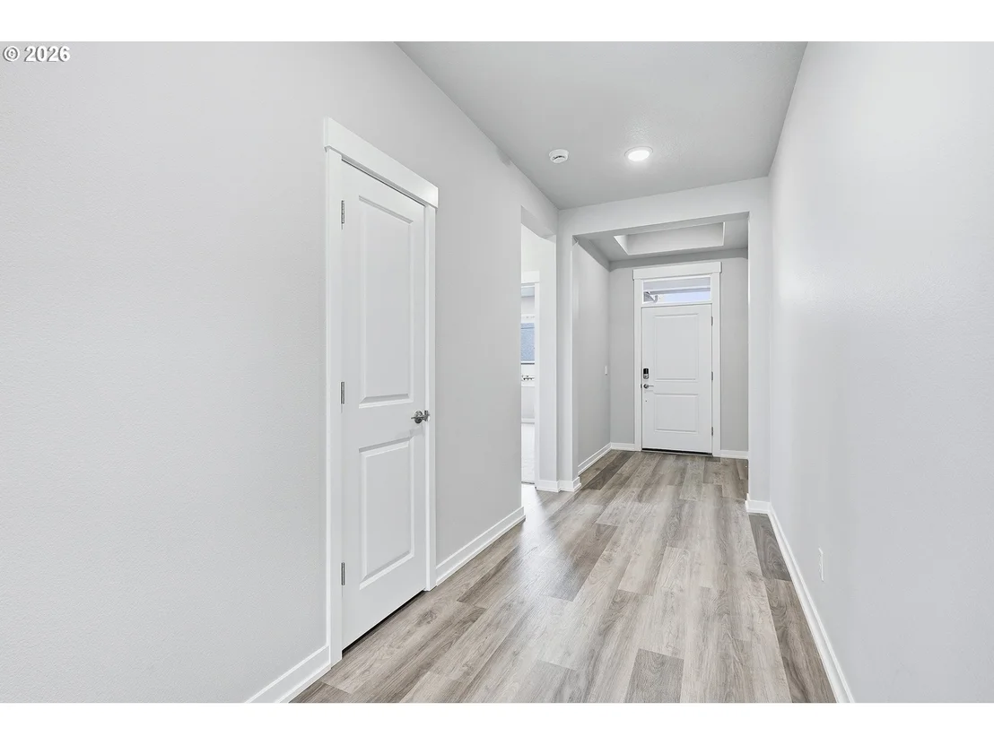 Photo of 1438 NE SHELL ROCK DR