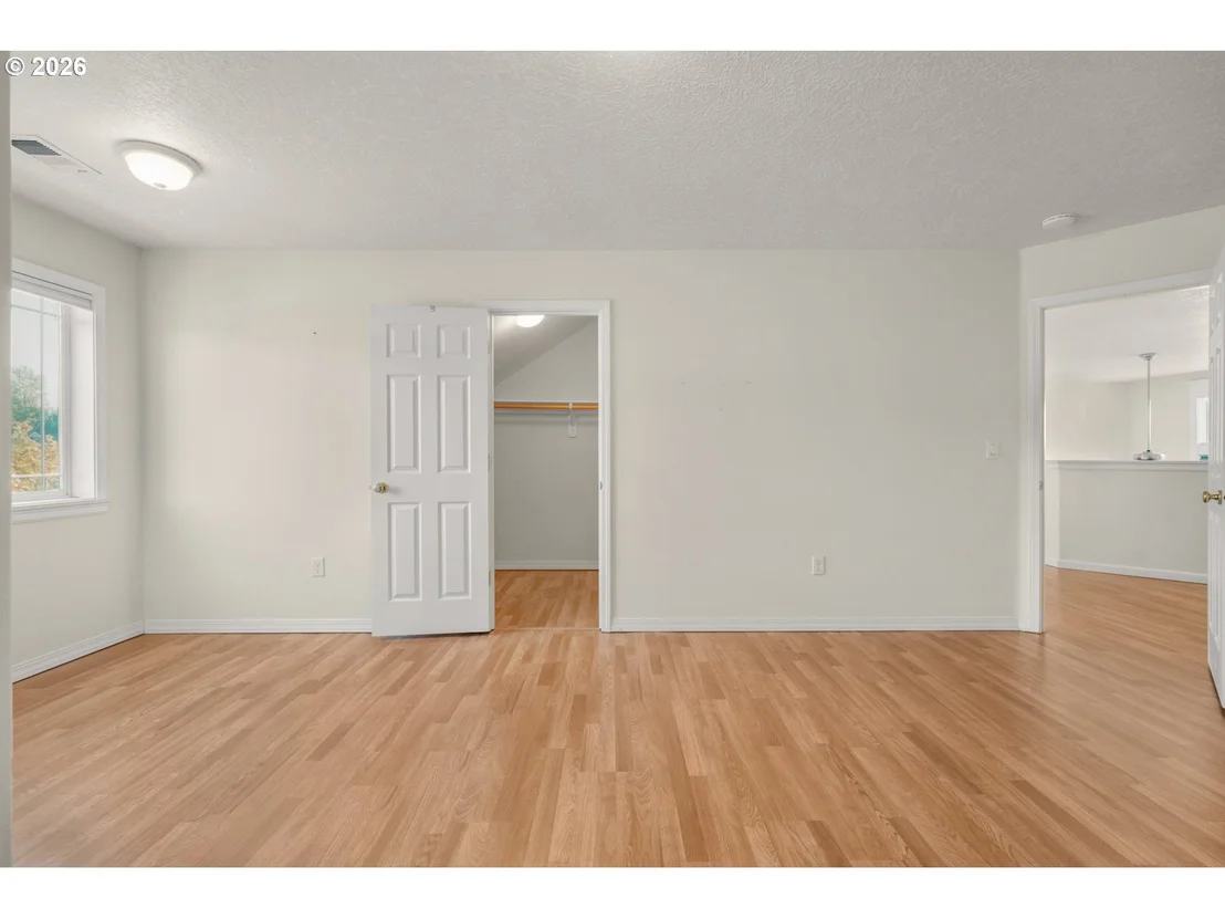Photo of 21223 NE SHORE DR