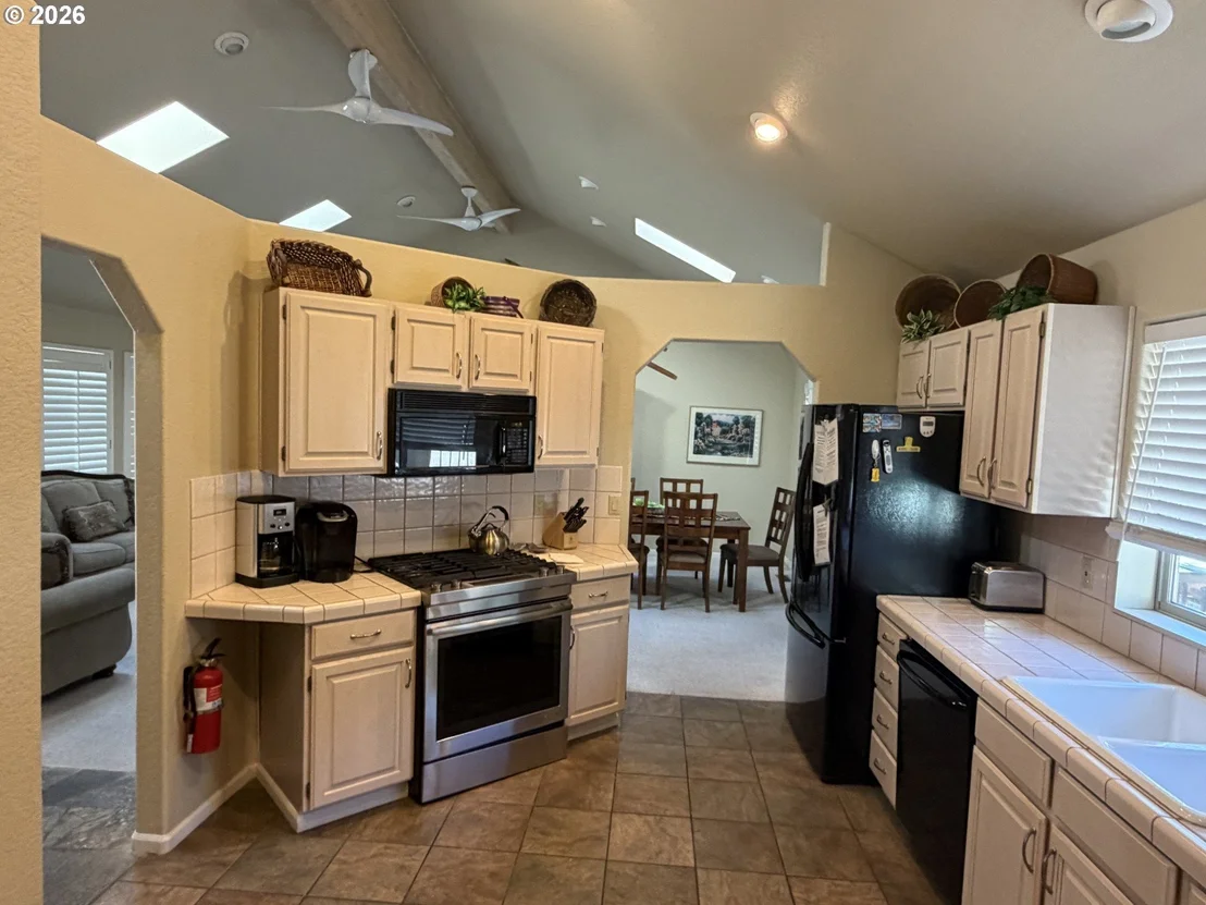 Photo of 18203 MT ST HELENS LN