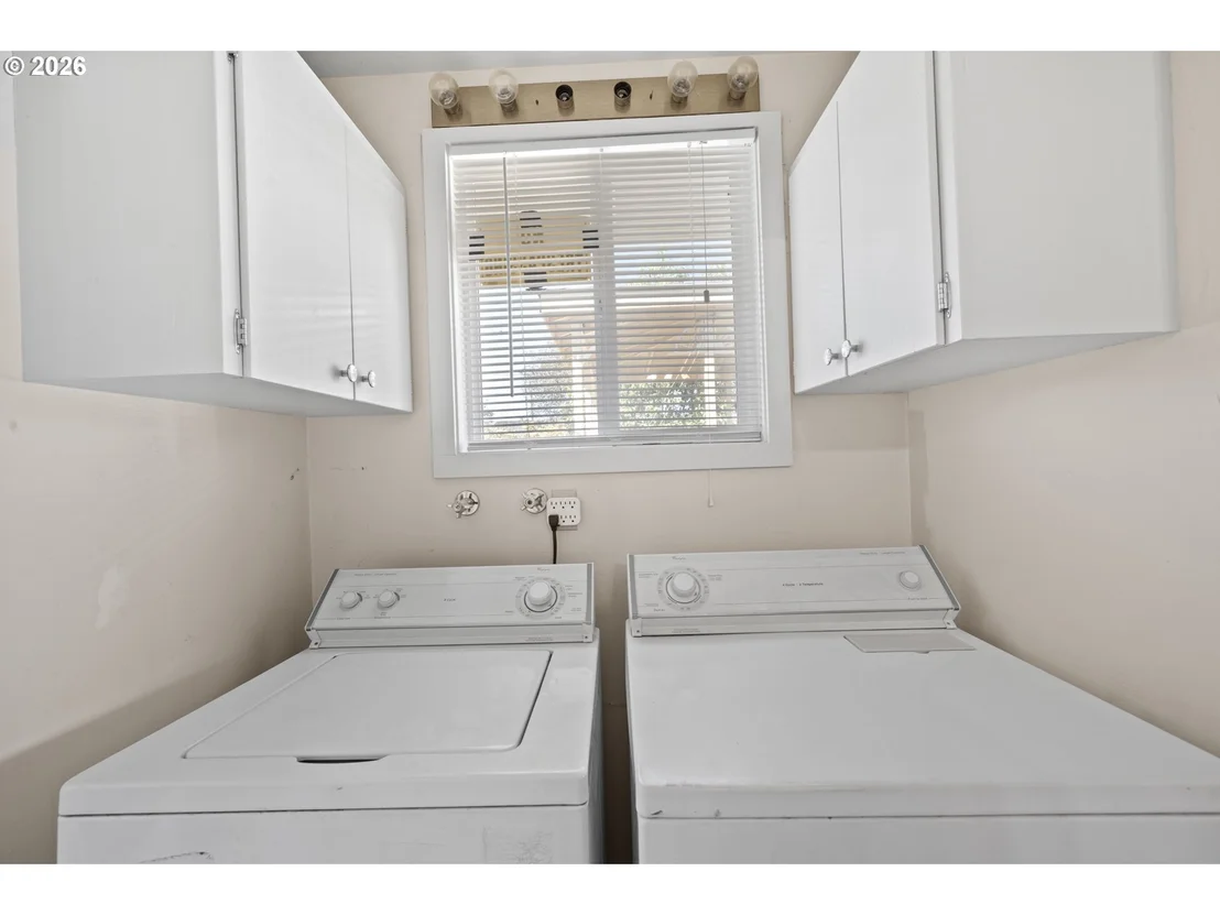 Photo of 2625 ELYSIUM AVE