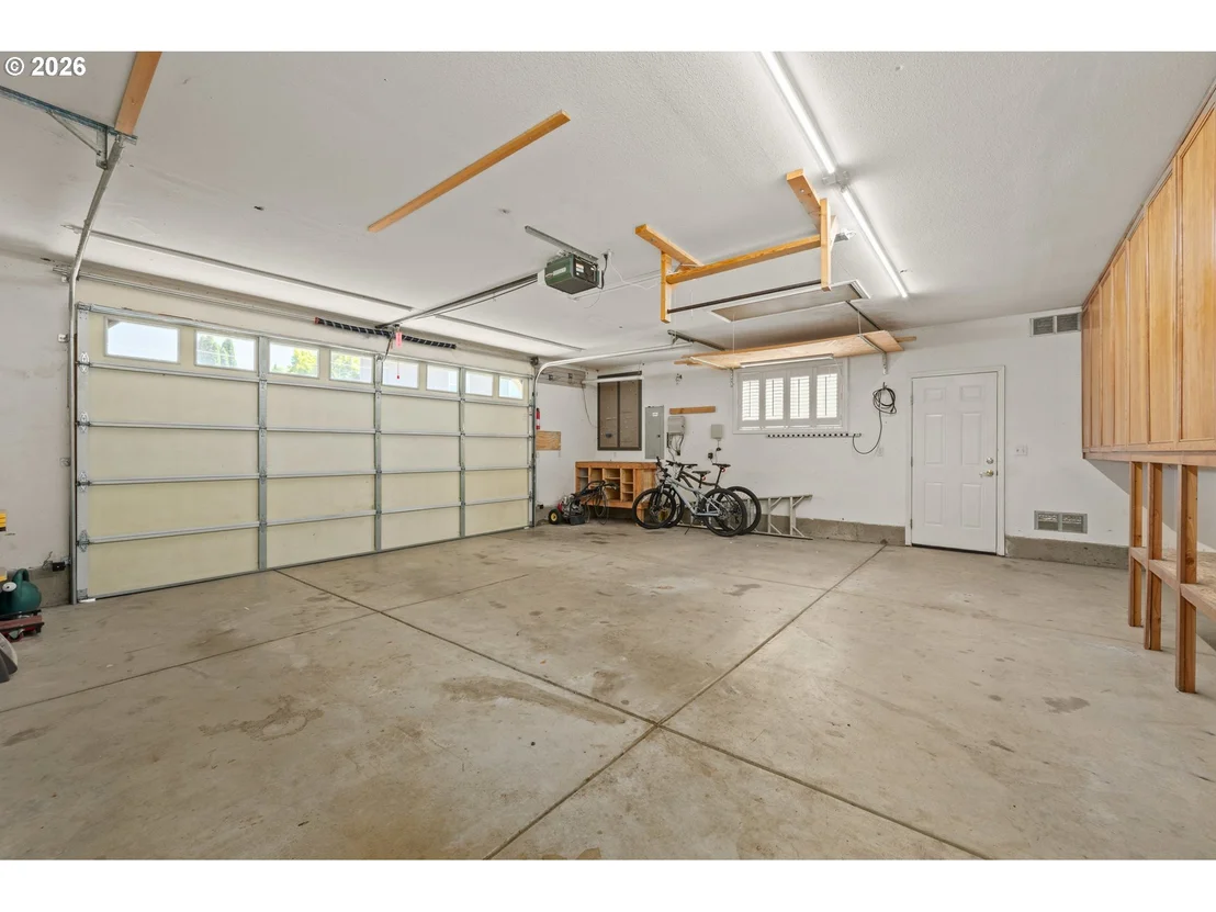 Photo of 4168 TORRINGTON AVE