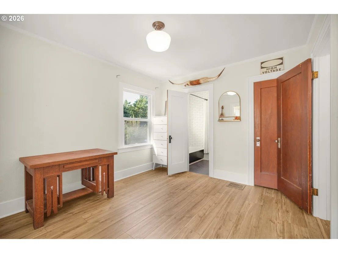 Photo of 122 ROCK ST