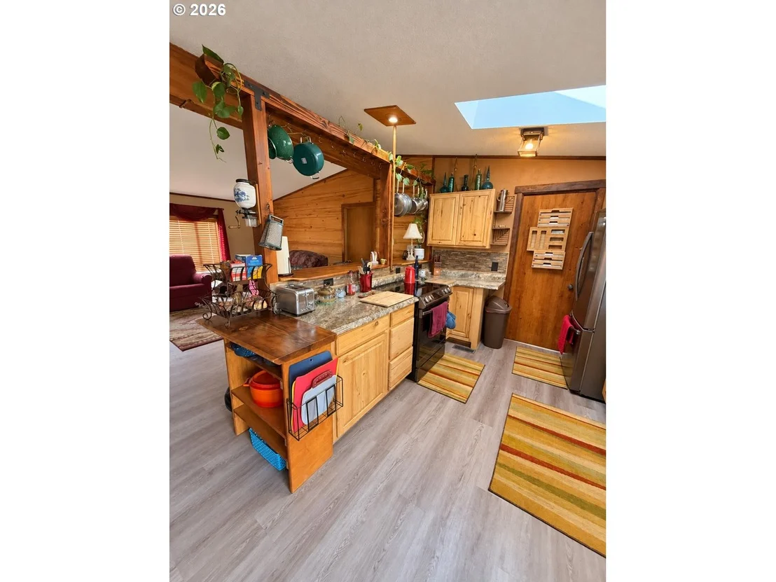 Photo of 450 TIARA ST