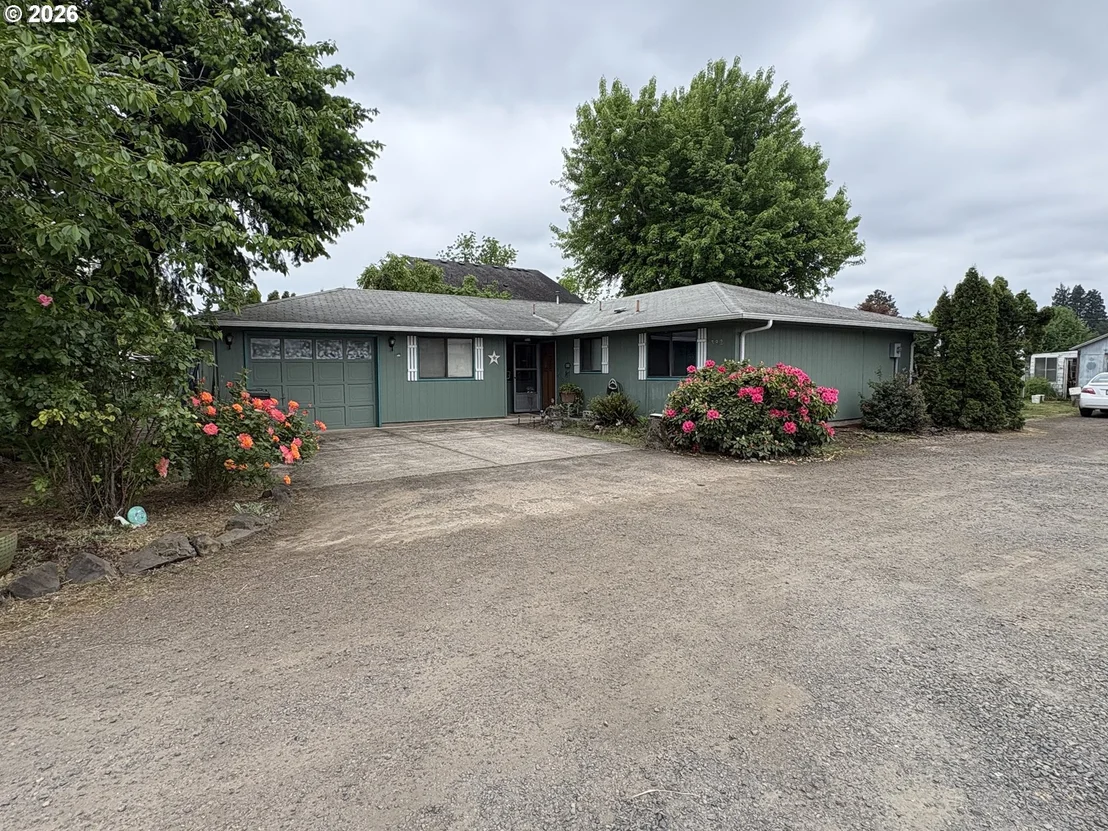 Photo of 392 S 37TH ST