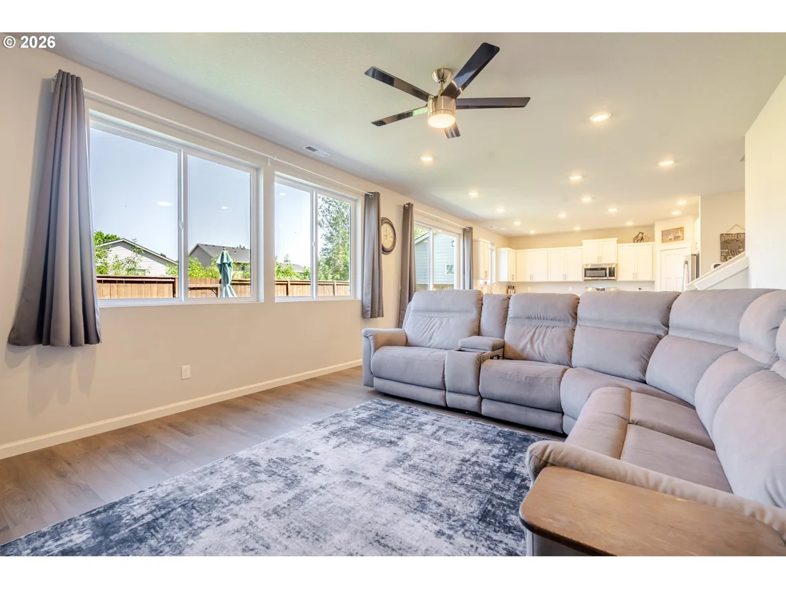 Photo of 235 WALNUT ST