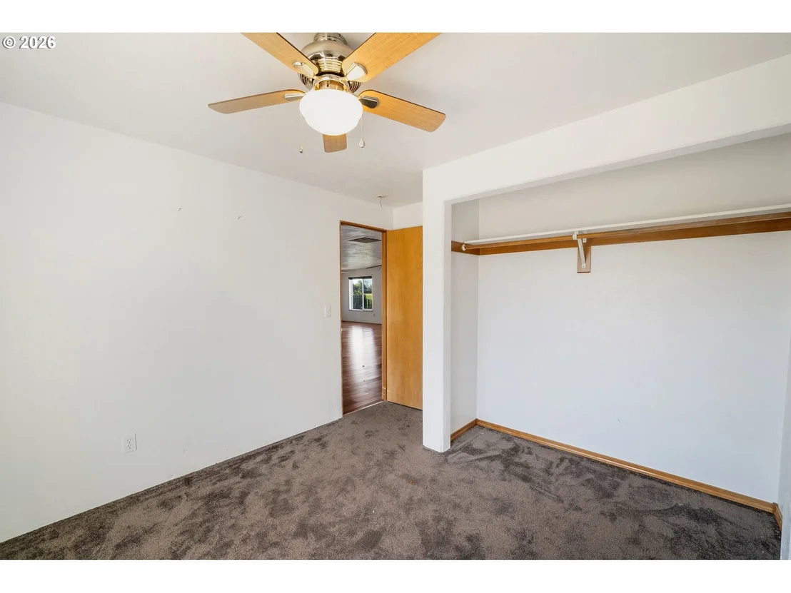 Photo of 668 EGRET AVE