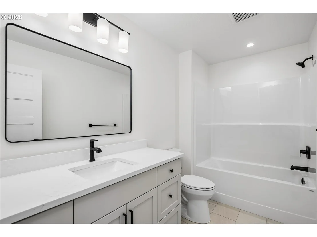 Photo of 89 CHURCHVIEW DR