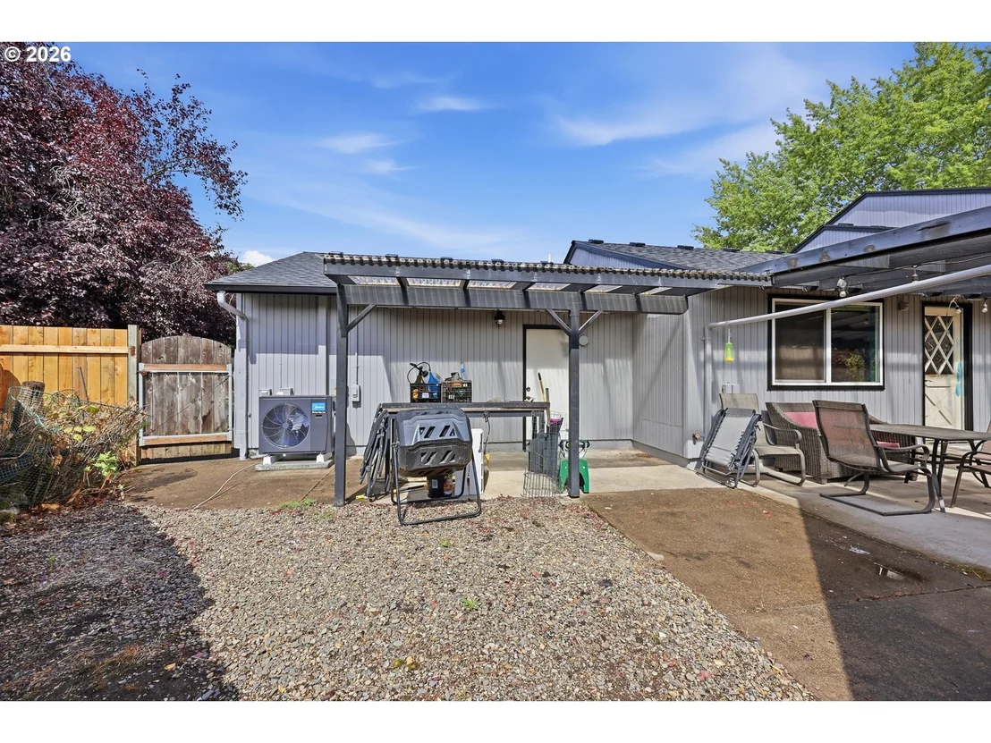 Photo of 460 TIMOTHY ST