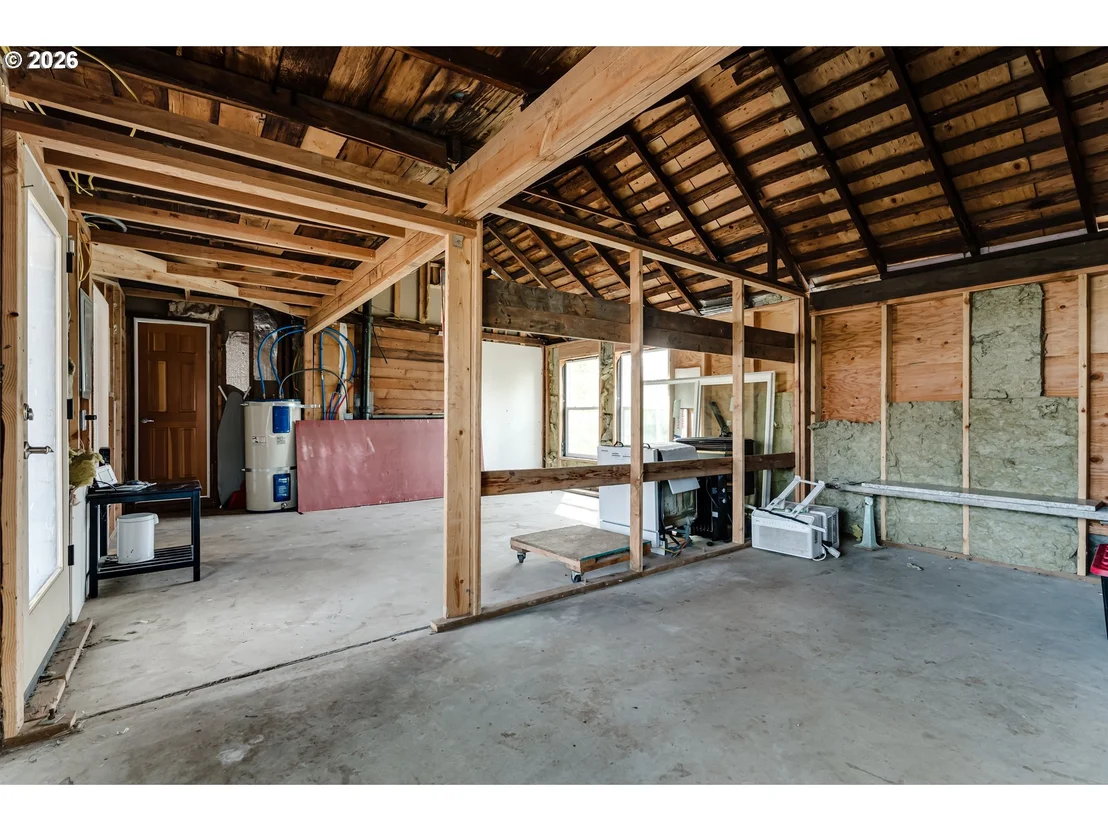 Photo of 111 HOLEMAN AVE