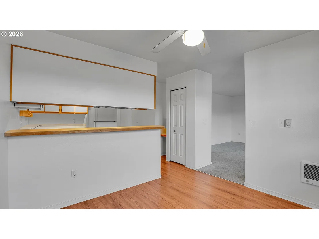 Photo of Unit 258 at 4614 W POWELL BLVD