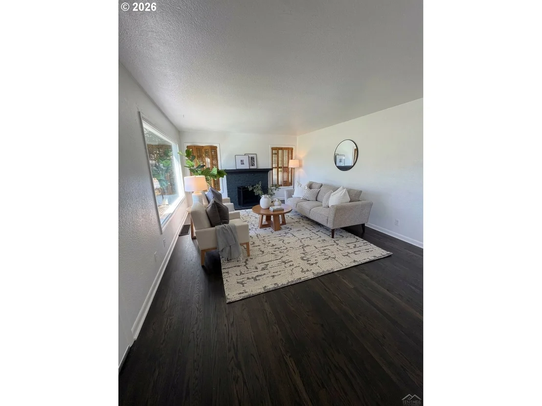 Photo of 775 HOWARD AVE