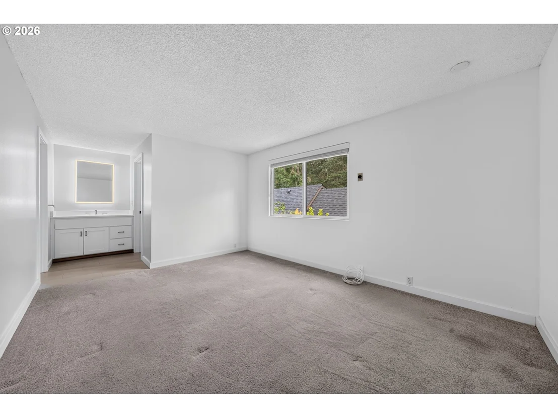 Photo of 20 BRAE BURN DR