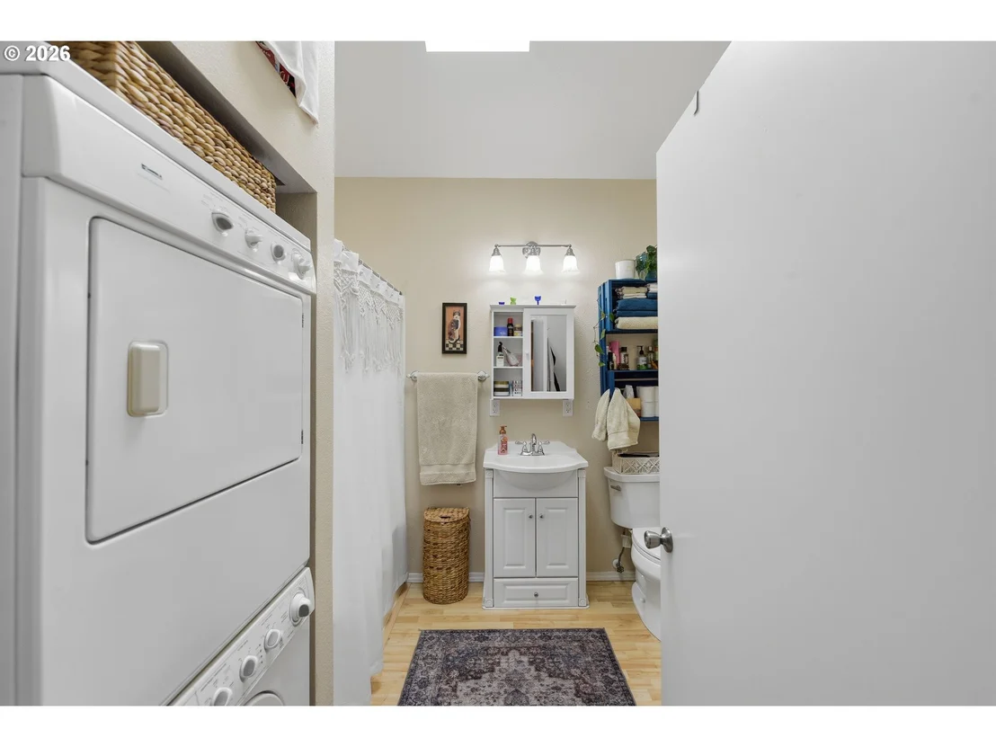 Photo of 10 PINE LN