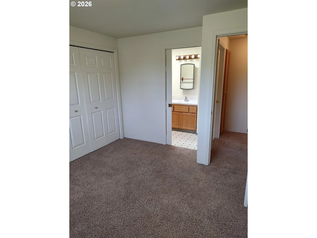 Photo of 257 SMITH LOOP
