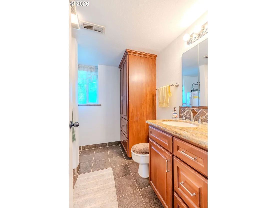 Photo of 32728 NE CHAMBERLAIN RD