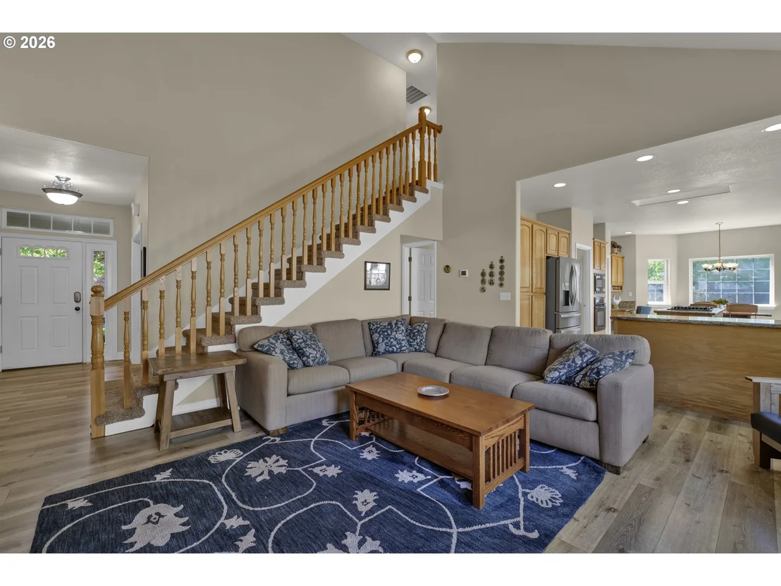 Photo of 190 NAISMITH BLVD