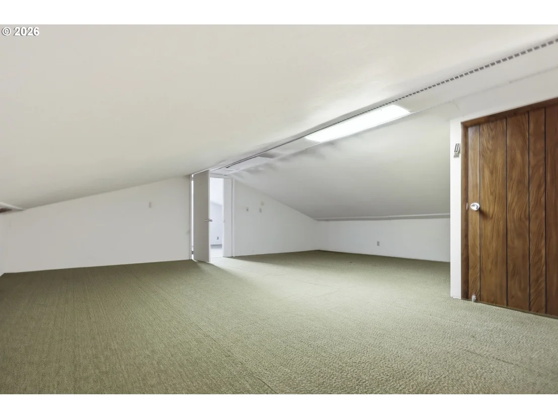 Photo of 1030 1ST PL