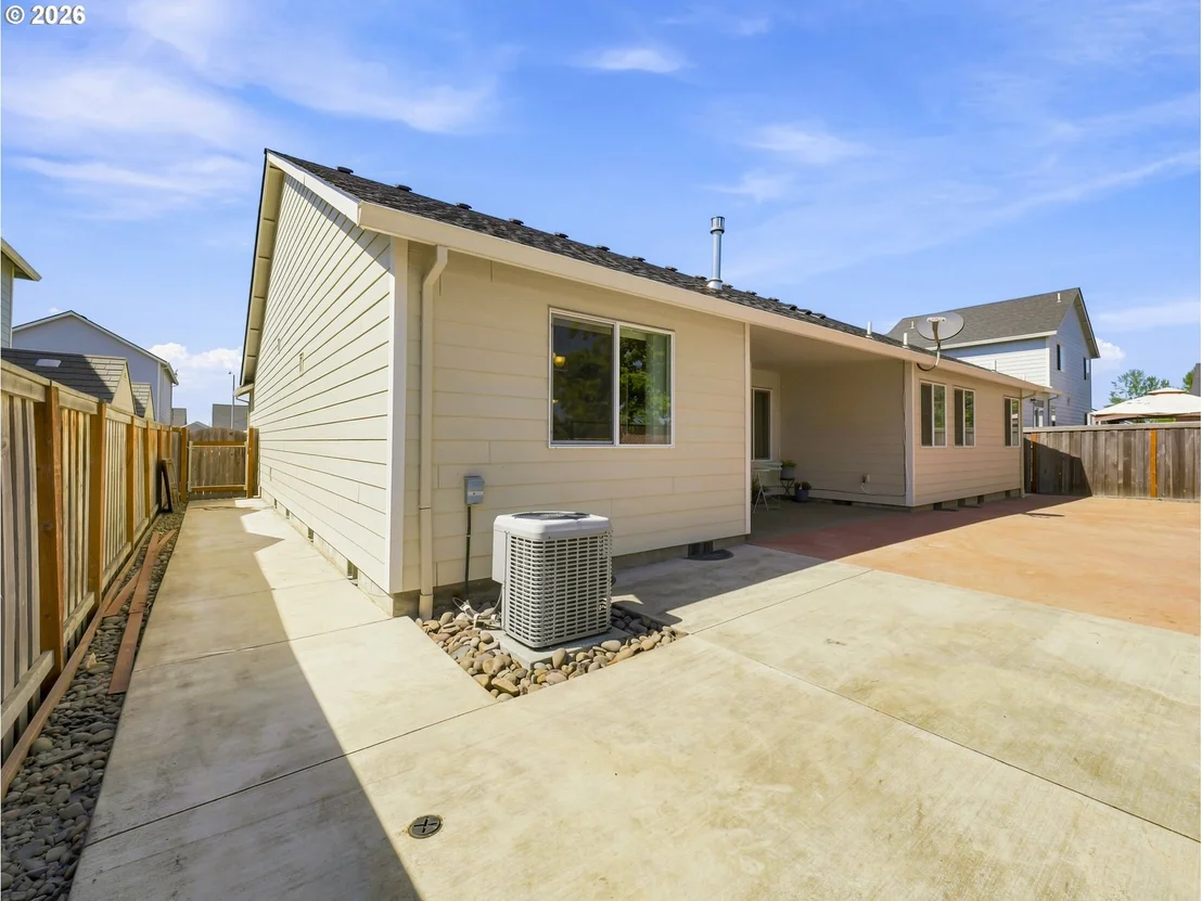 Photo of 559 ANDRIAN CT